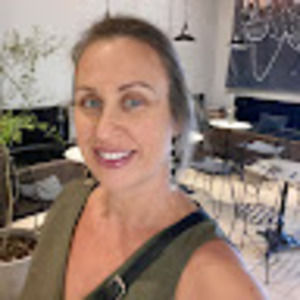 Meet your Posher, Lori